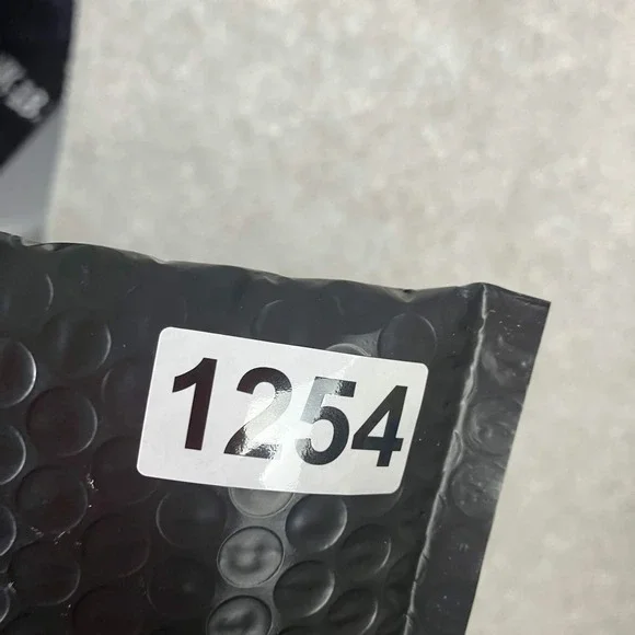 Brooks Brothers Makers Mens Silk Tie Navy Blue Red Diagonal Striped Made in USA - Picture 5 of 5